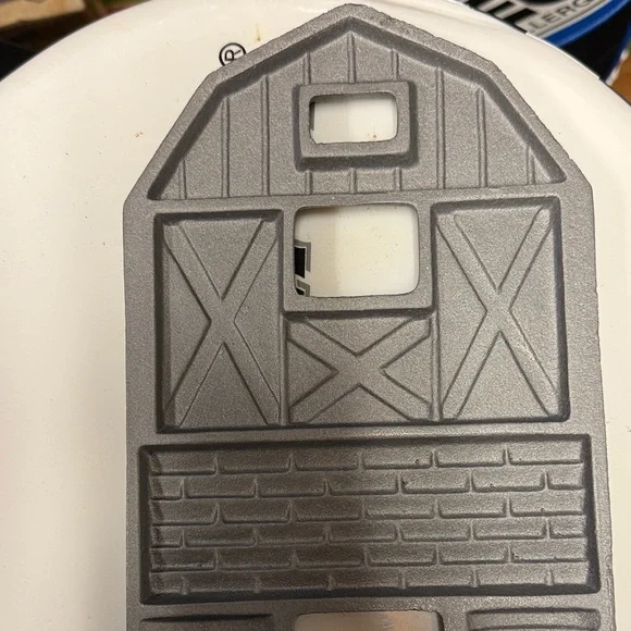 The Bar Silver Barnyard Mold cast iron - Picture 9 of 10